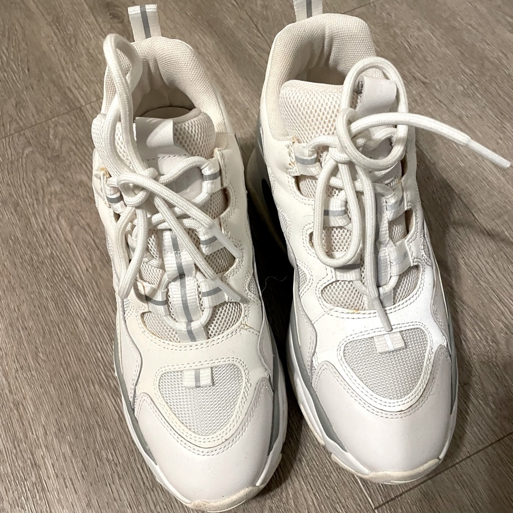 Ash Sneakers